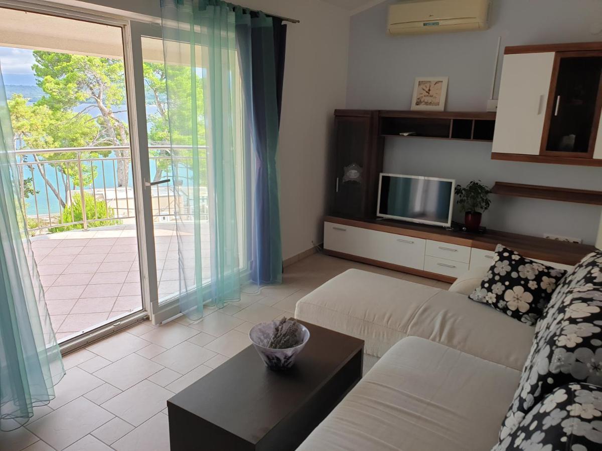 Apartments Mare & Mons Deluxe Малинска Экстерьер фото